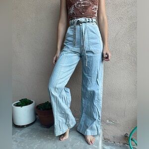 Jainesse High rise high Waisted Wideleg light wash denim jean flare vintage belt